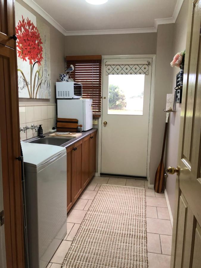 Sea Change Guesthouse Marengo 外观 照片